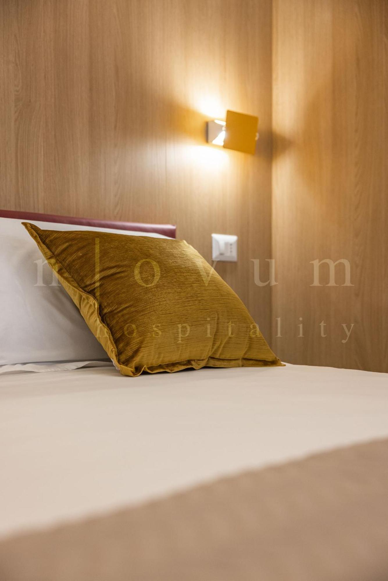 Novum Hospitality Hotel Bari Buitenkant foto
